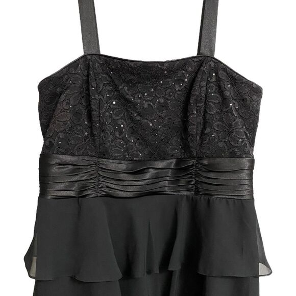 Dressbarn Collection Tiered Cocktail Dress Women's Size 16 Black Lace Whimsigoth - Picture 3 of 16